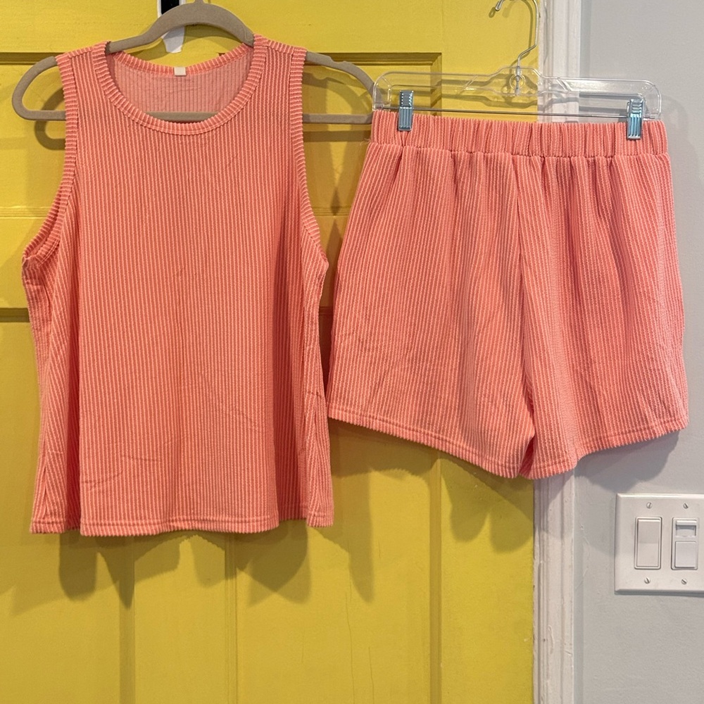 Ribbed Coral Tank & Short Set - Women's Large